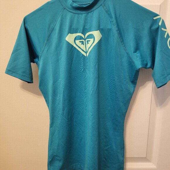 Roxy Rash Guard - Picture 1 of 2